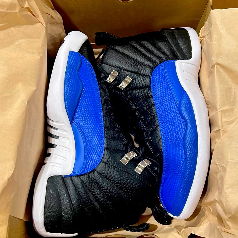 Women’s air Jordan 12